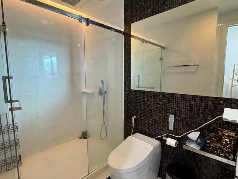 2 Bed Condo for Rent and Sale in Phra Khanong