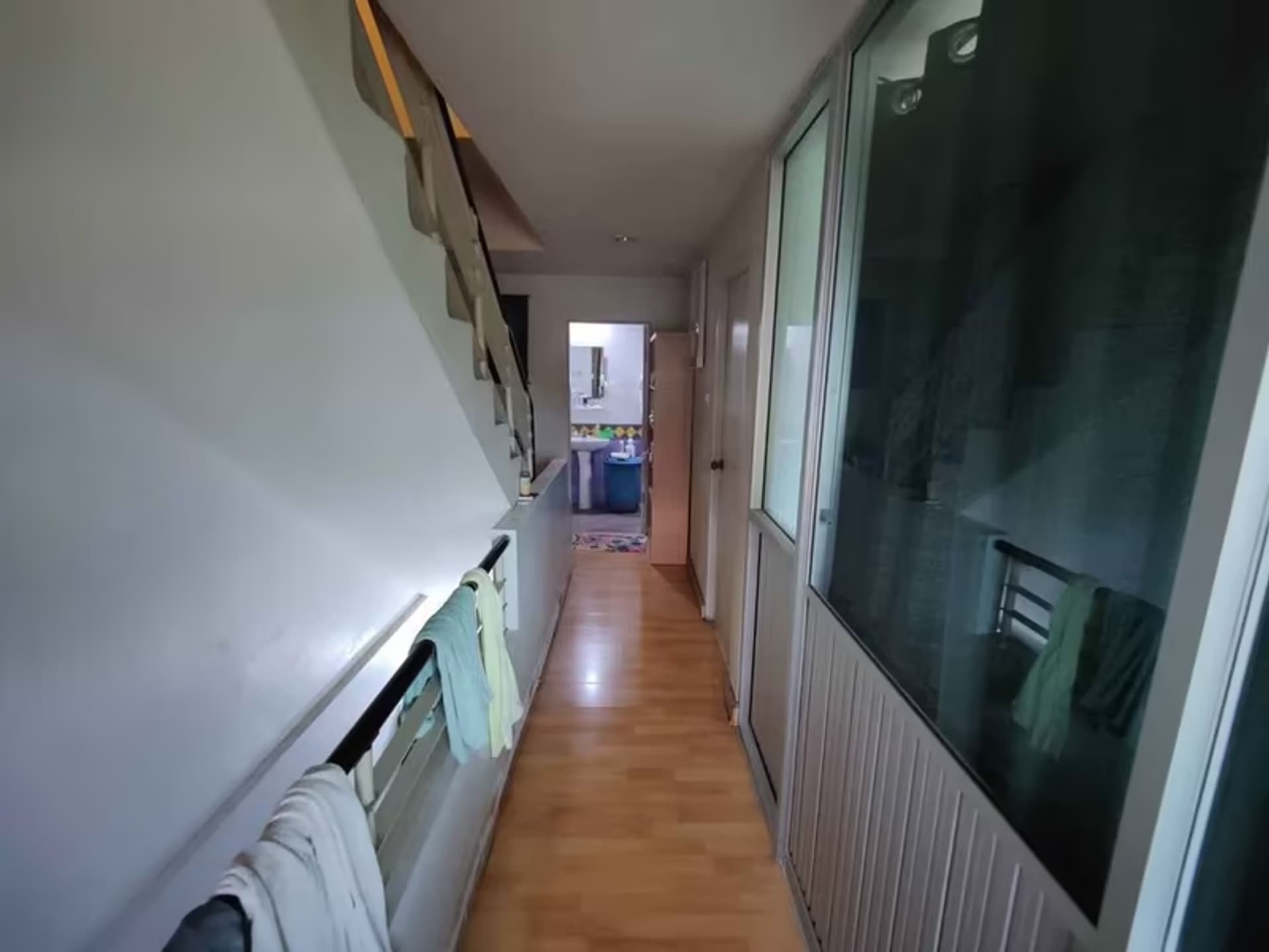  - Image 9