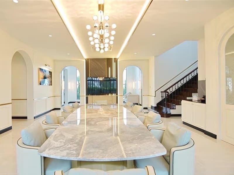 5 Bed House for Rent and Sale in Prawet