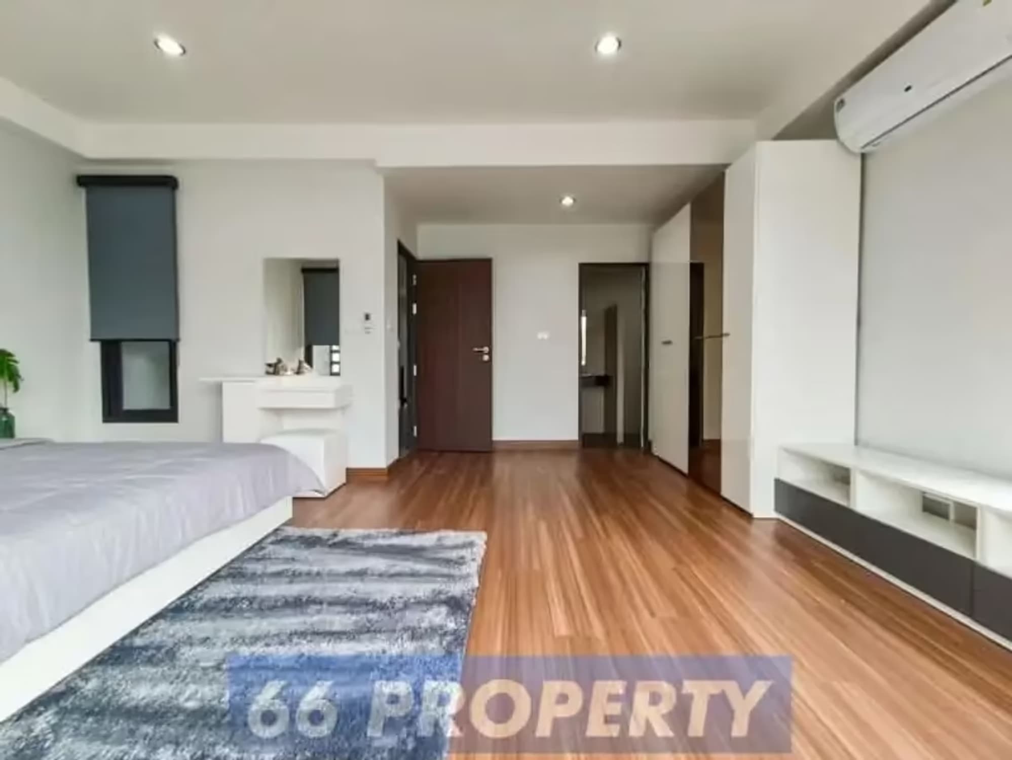 3 Bedroom House - Image 13