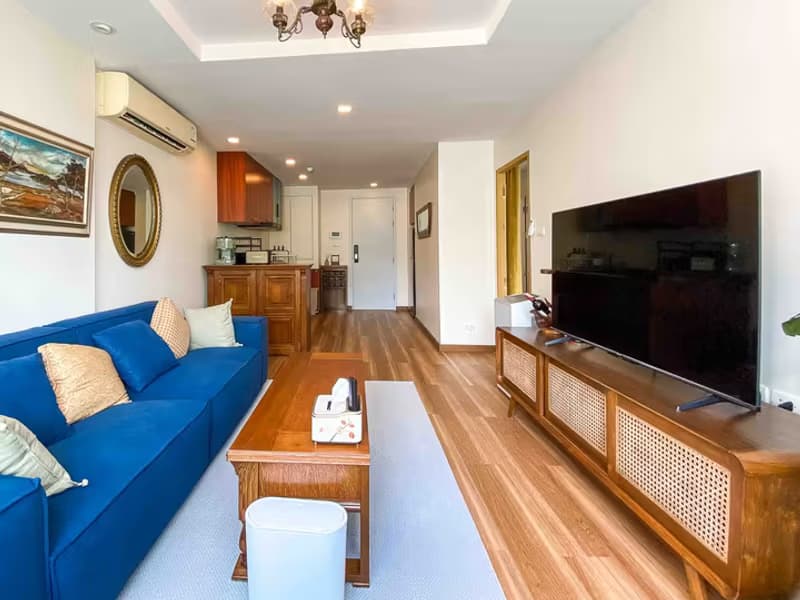 1 Bedroom Condo