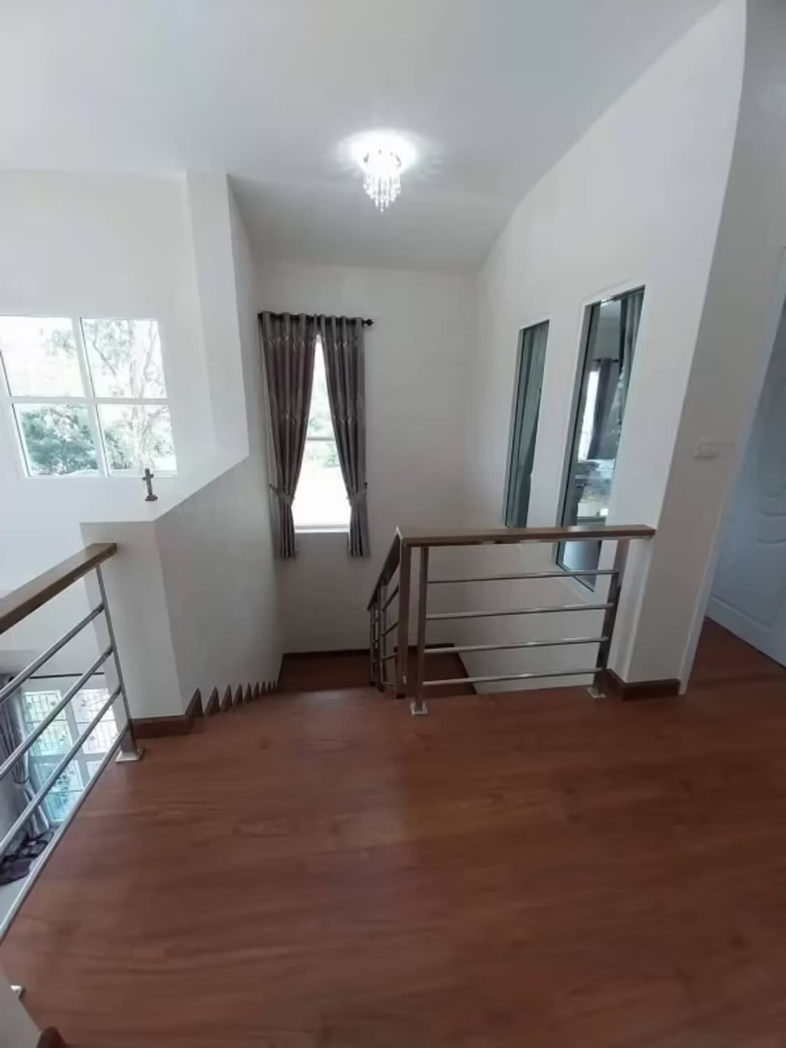 4 Bedroom House - Image 8
