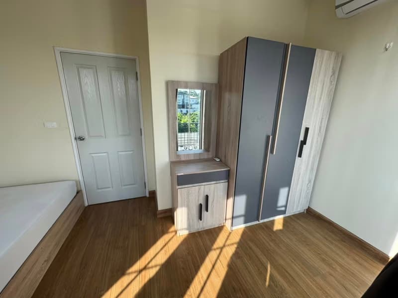 3 Bed Townhouse for Rent in Mueang Chiang Mai