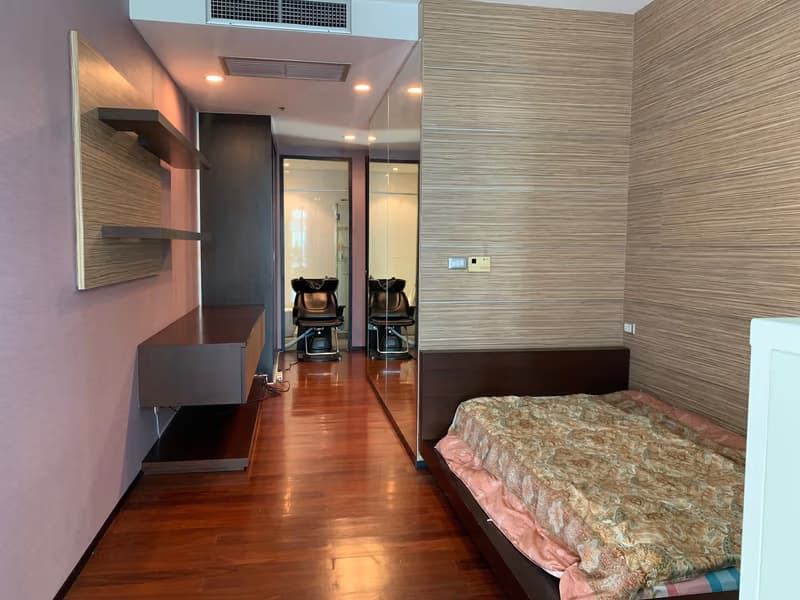 Condo for Rent at The Height