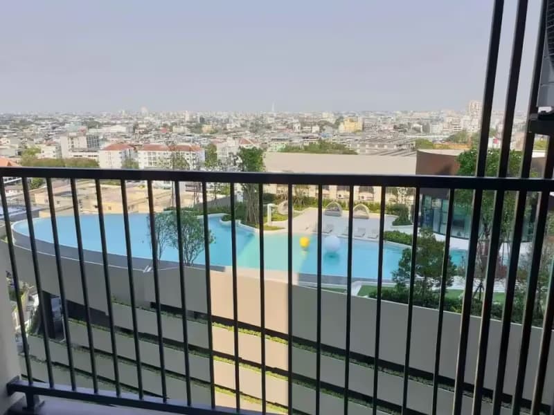 1 Bedroom Condo