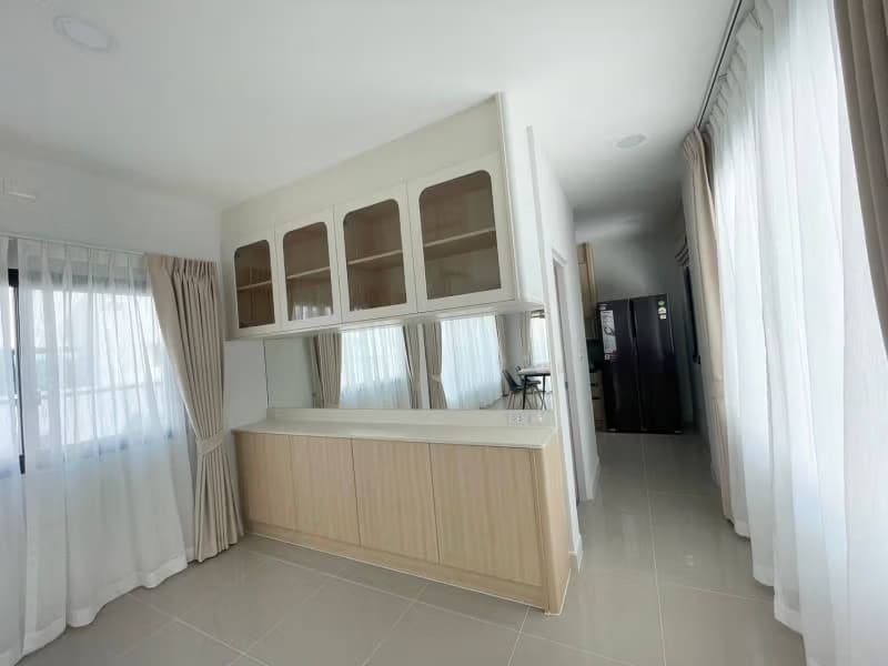 3 Bed House for Rent and Sale in Bang Phli