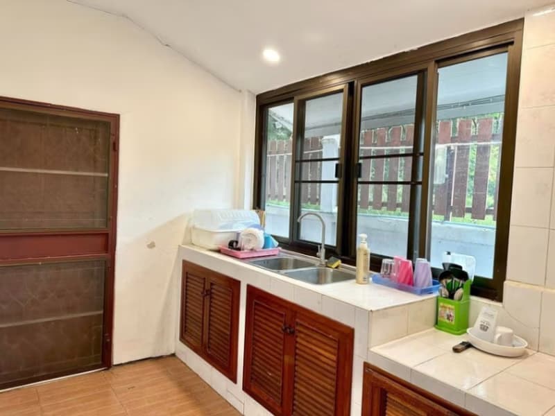 6 Bedroom House for rent in Chiang Mai