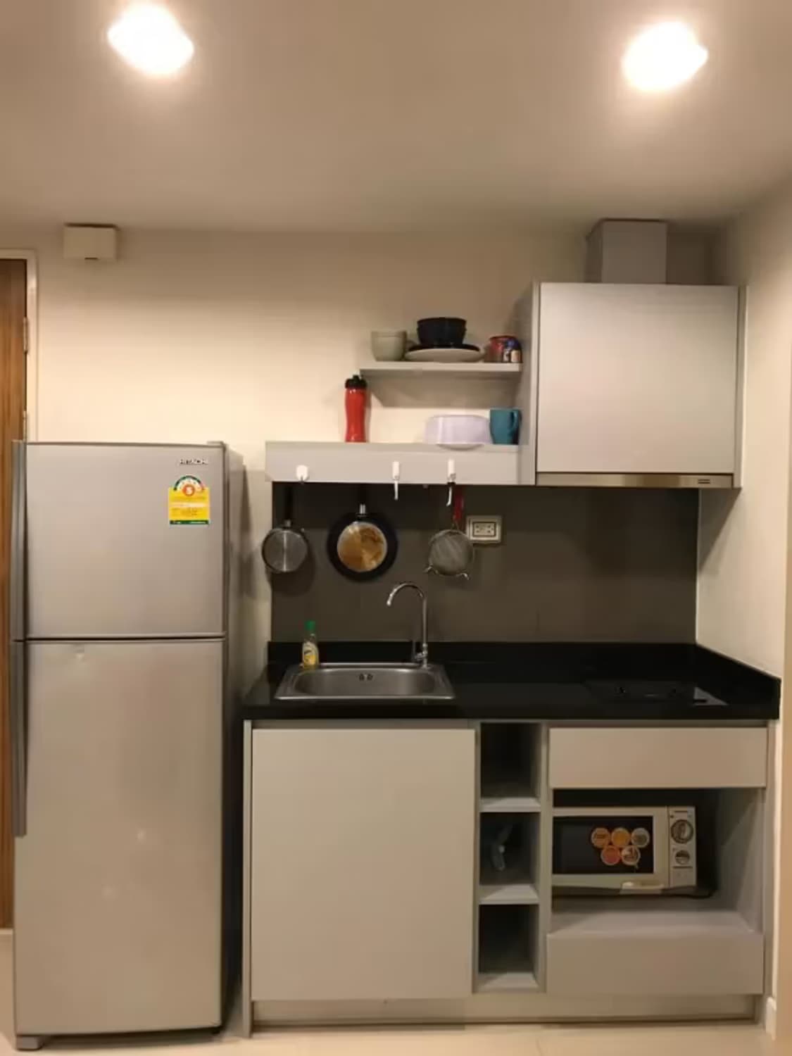 1 Bedroom Condo - Image 4