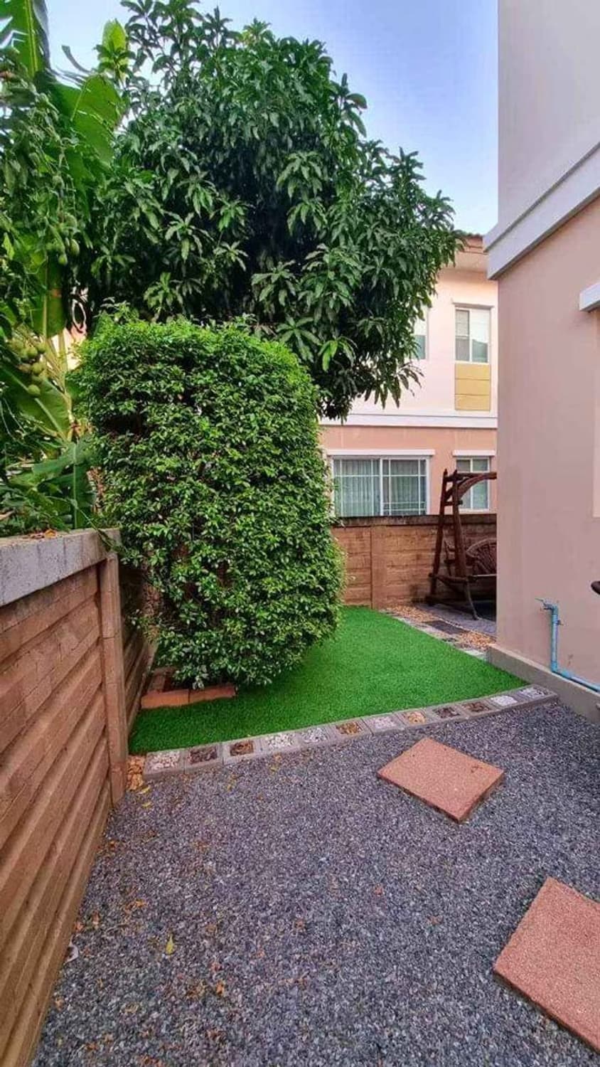 3 Bed House for Rent and Sale in Bang Phli - Image 21