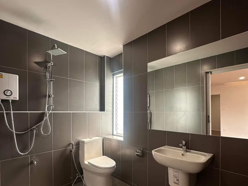 Townhouse for Sale in Suthep, Mueang Chiang Mai