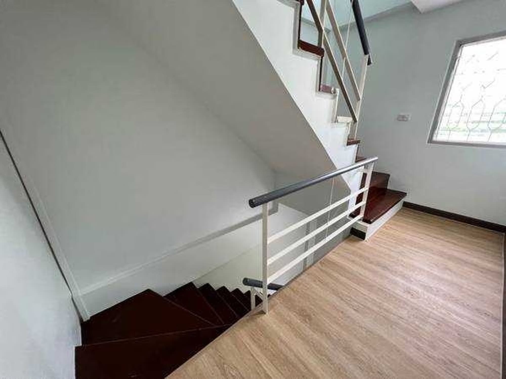 3 Bed House for Rent in Bang Na - Image 5