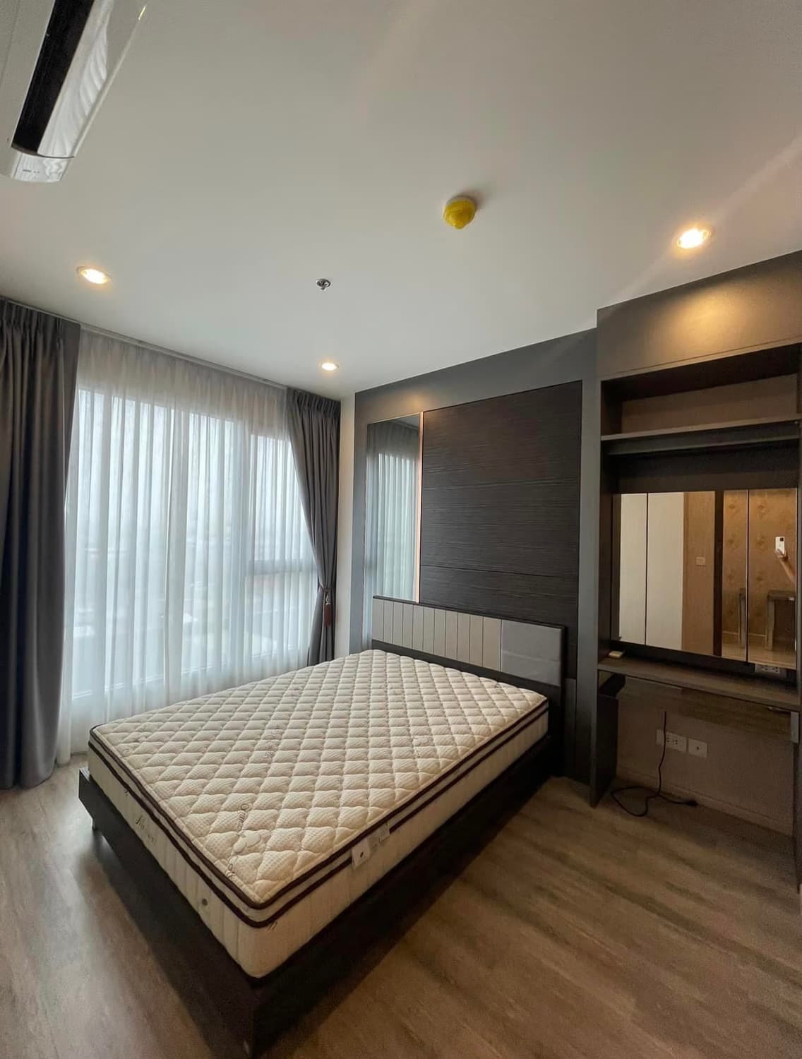 1 Bedroom Condo - Image 5