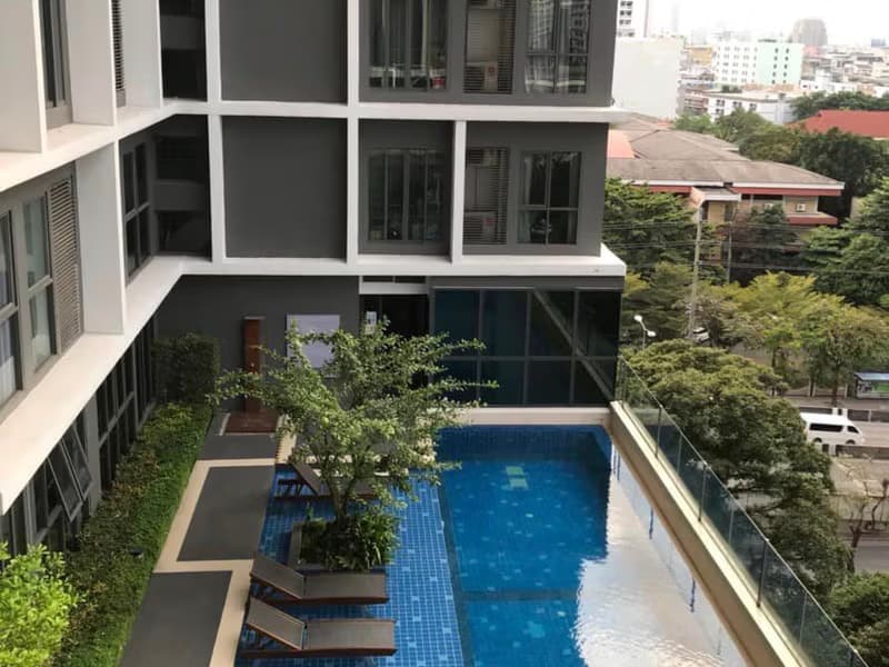 Condo for Sale at Ideo Mobi Phaya Thai
