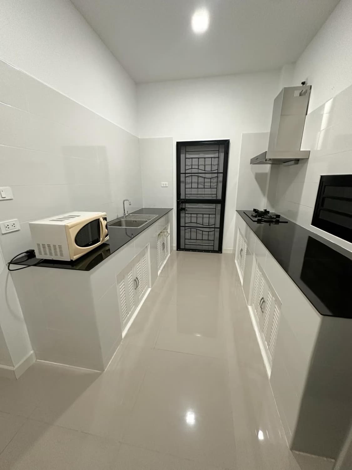 3 ห้องนอน บ้าน สำหรับ จำหน่าย ใน Saraphi District - Image 3