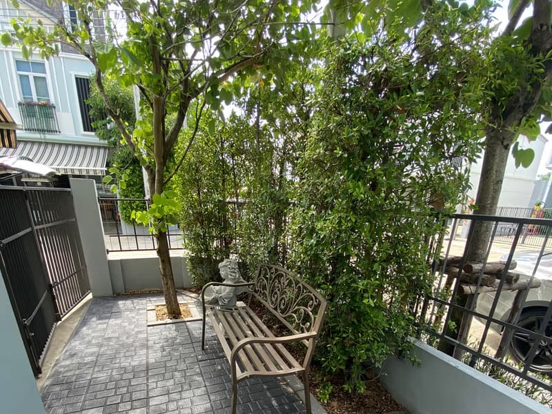 3 Bed Townhouse for Rent in Bang Phli
