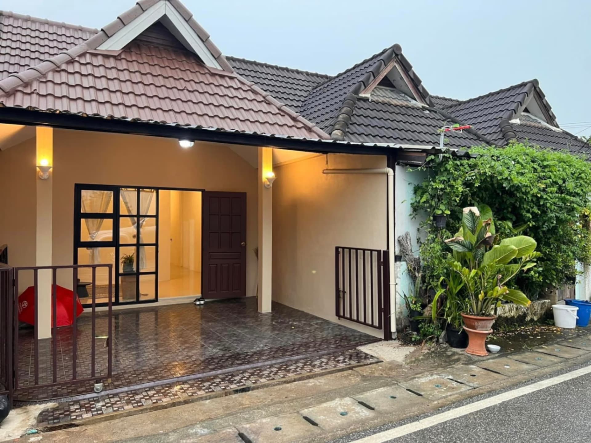 2 Bed House for Sale in San Kamphaeng - Image 1