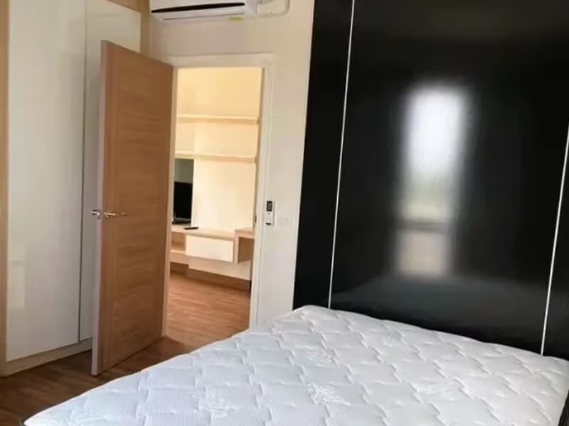 1 Bedroom Condo