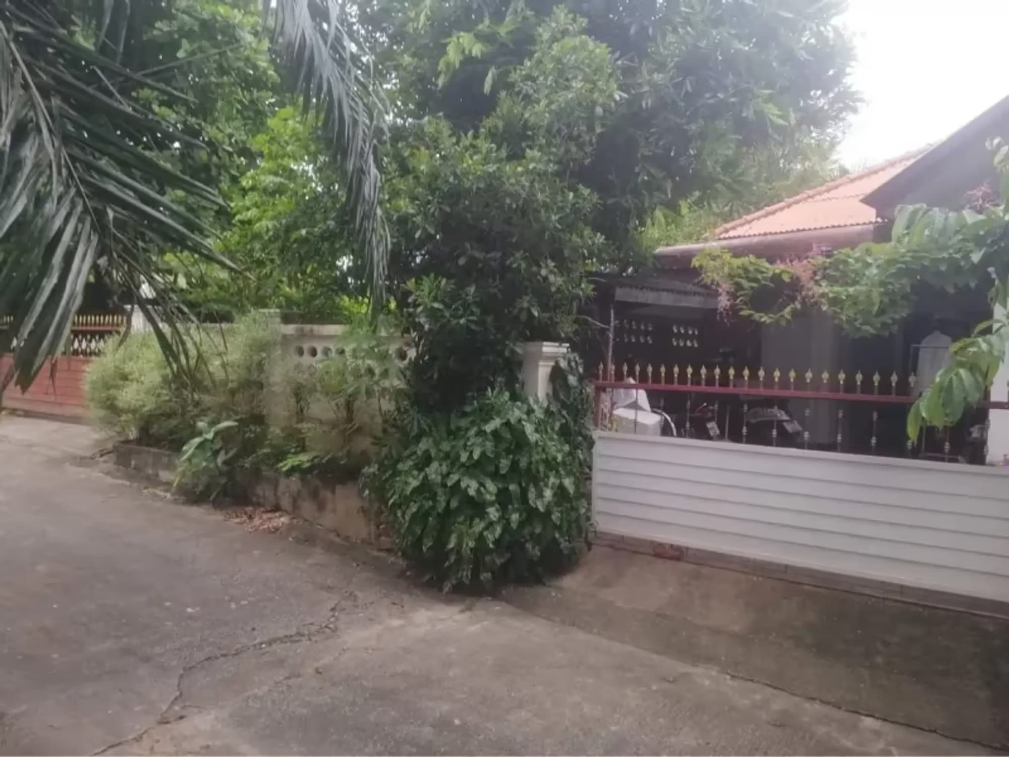 3 Bedroom House - Image 17
