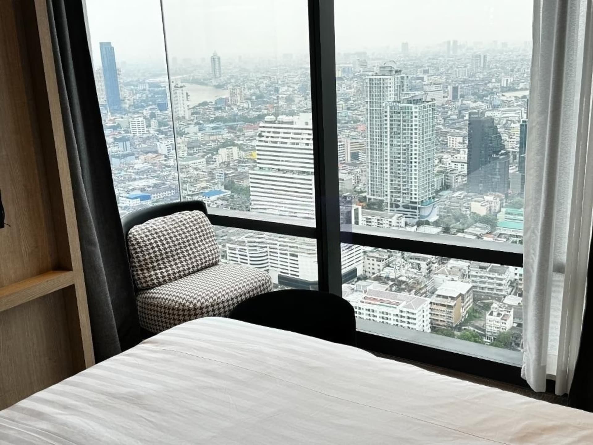 2 ห้องนอน คอนโด สำหรับ จำหน่าย ใน Bang Rak - Image 9