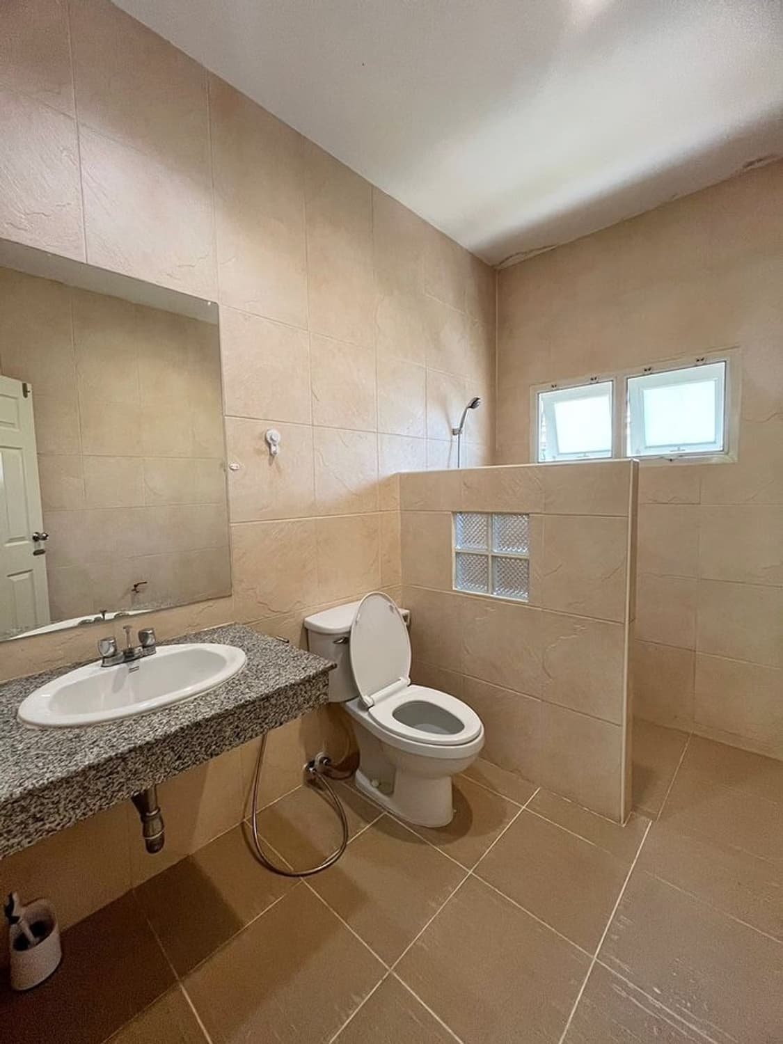 House for Rent in Mae Hia, Mueang Chiang Mai. - Image 9