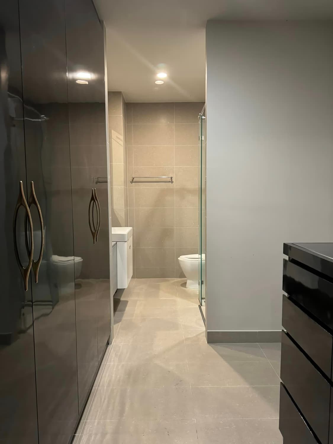  - Image 5