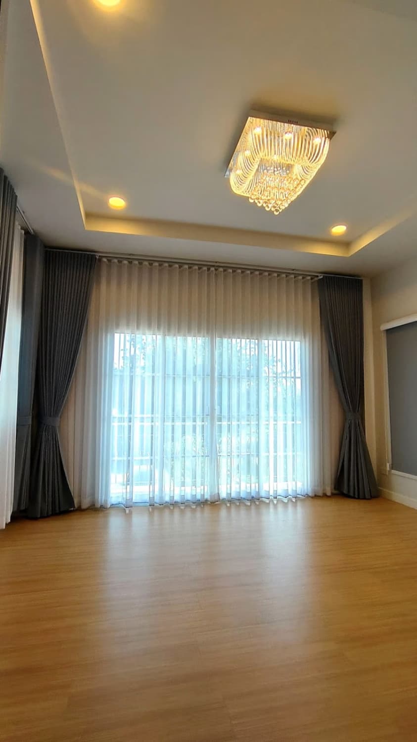 5 Bed House for Rent in Doi Saket District - Image 9