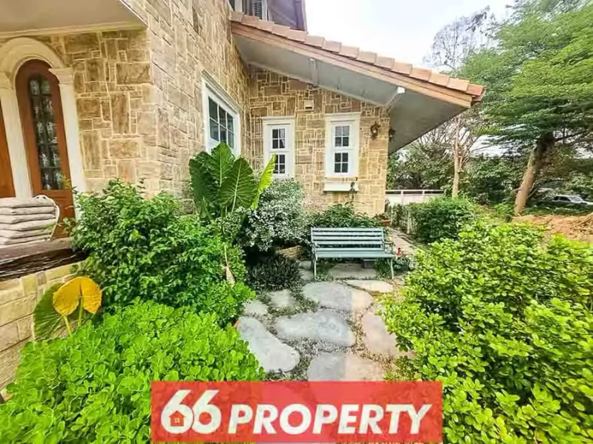 3 Bedroom House - Image 5