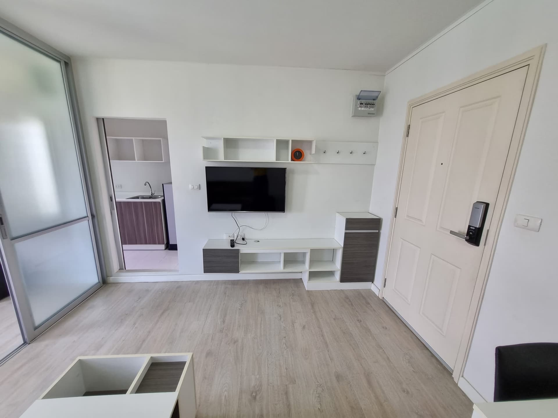 Condo for Rent at DCondo Sign - Image 2