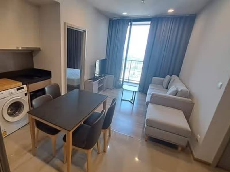 2 Bed Condo for Rent in Khlong Toei