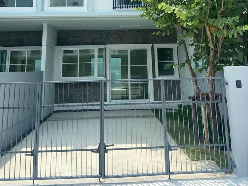2 Bedroom Townhouse