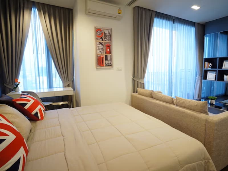 Condo for Rent at Nara 9