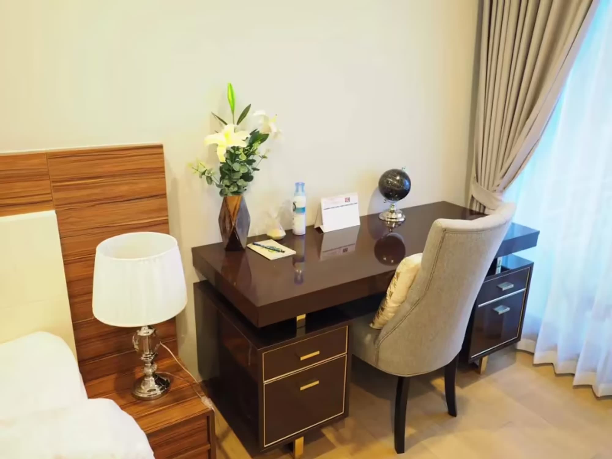 1 Bedroom Condo - Image 10