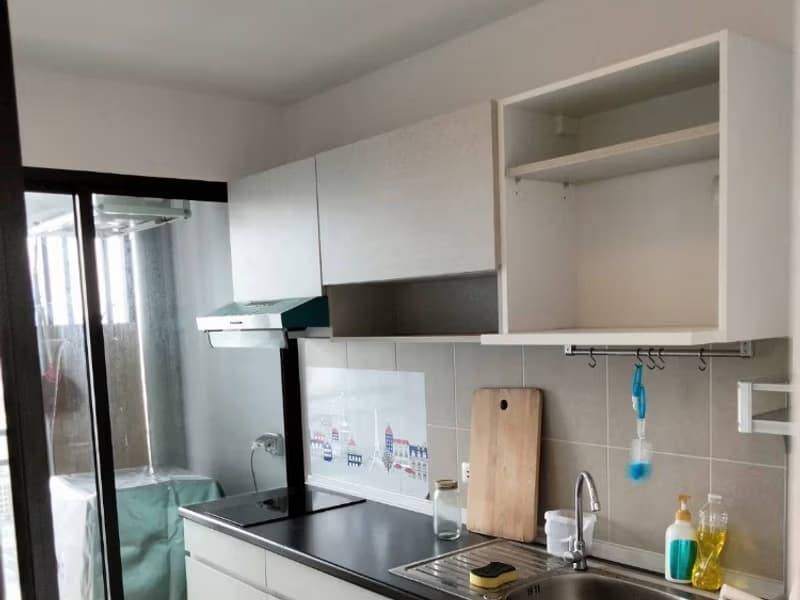 2 Bed Condo for Sale in Thon Buri