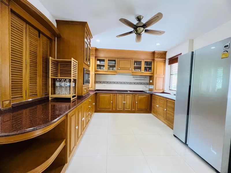 4 Bed House for Sale in Mueang Chiang Mai