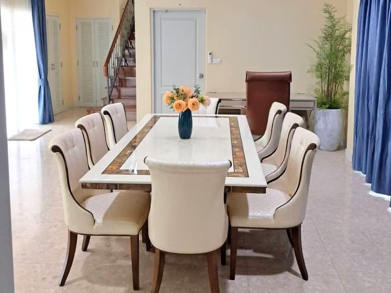 4 Bed House for Rent in Saphan Sung