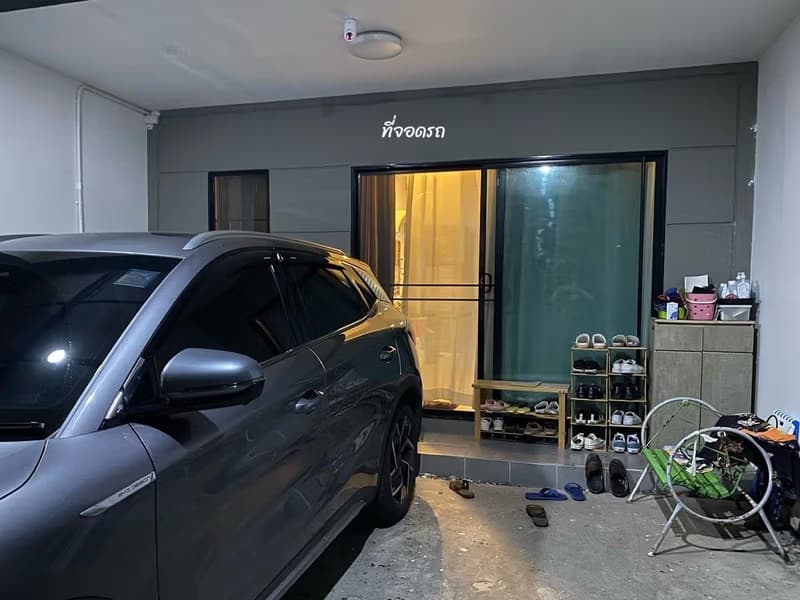3 Bed Townhouse for Sale in Bang Kapi