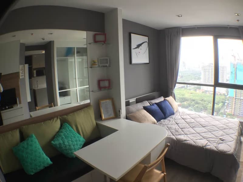 undefined Bed Condo for Rent and Sale  Near Phetchaburi MRT