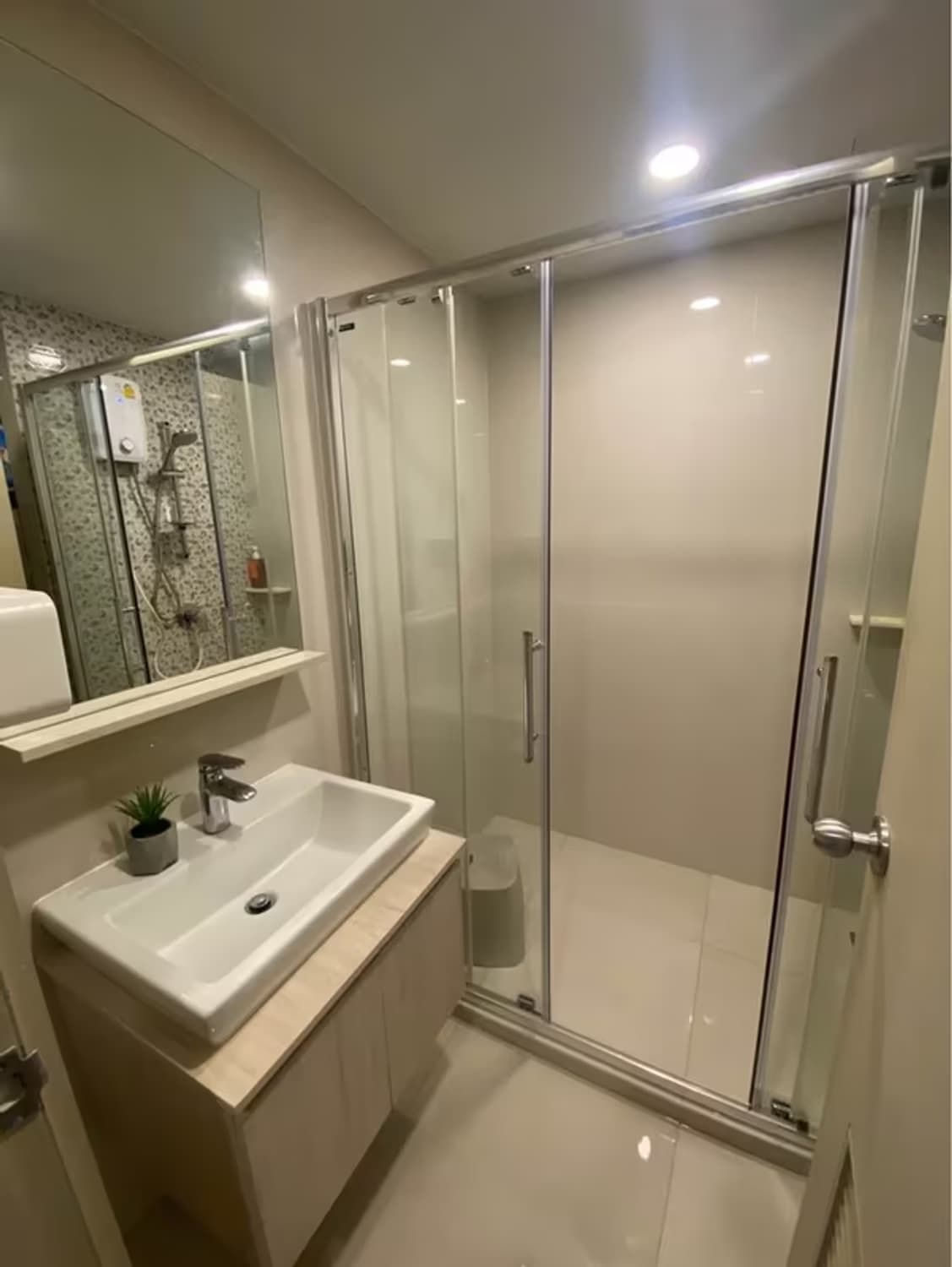 1 Bedroom Condo For Rent At The Tree Sukhumvit 64 - Image 1