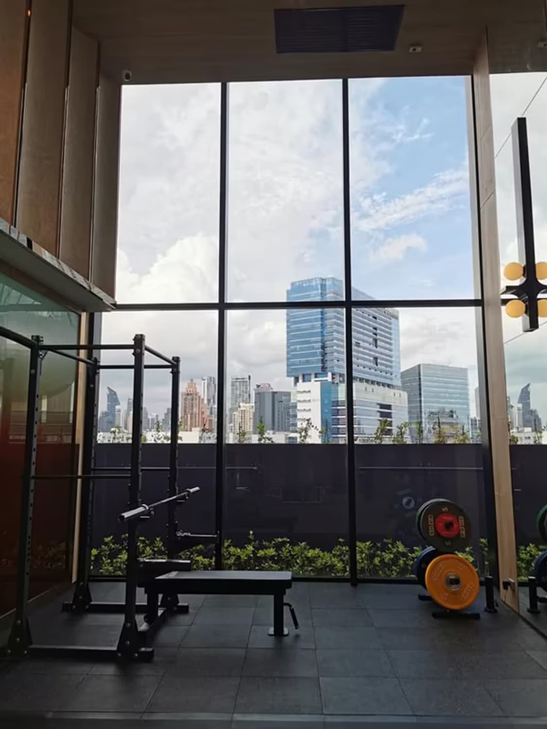 1 Becroom Condo for Rent at COCO Parc - Image 7