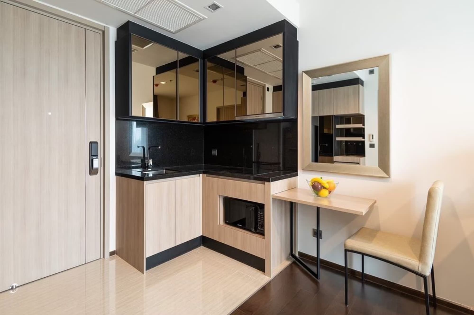 1 ห้องนอน Condo สำหรับ จำหน่าย ใน ราชเทวี - Image 3