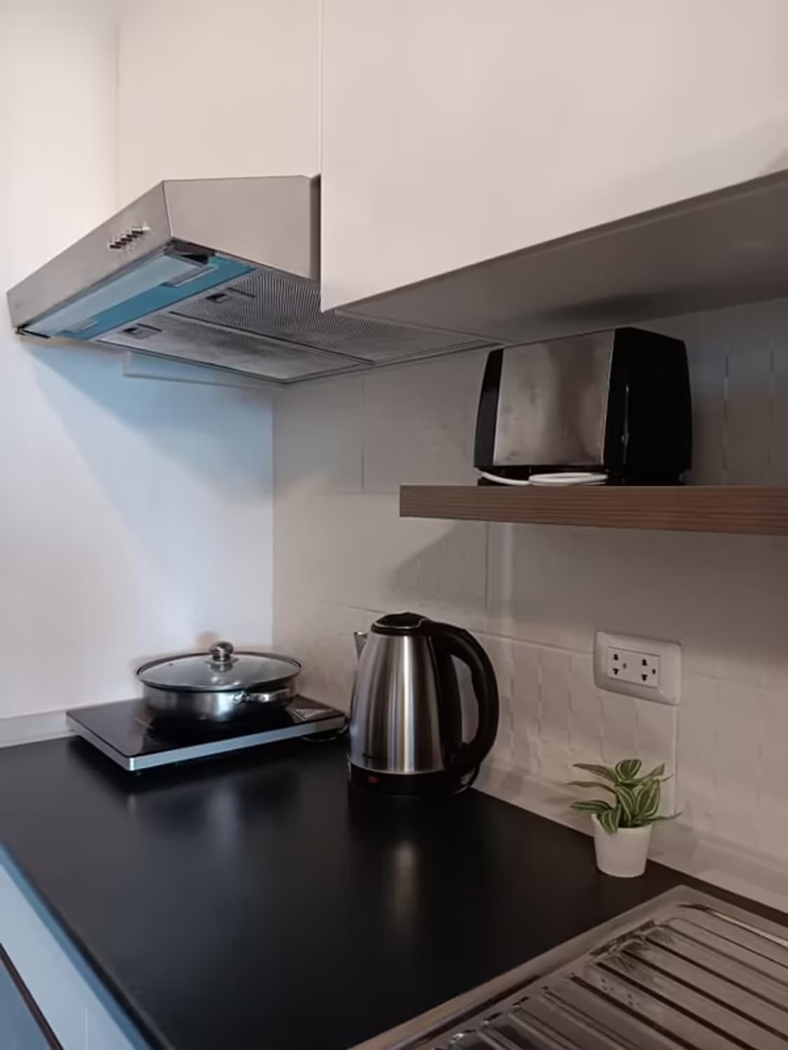 1 Bedroom Condo  for Rent at Supalai Monte II - Image 12