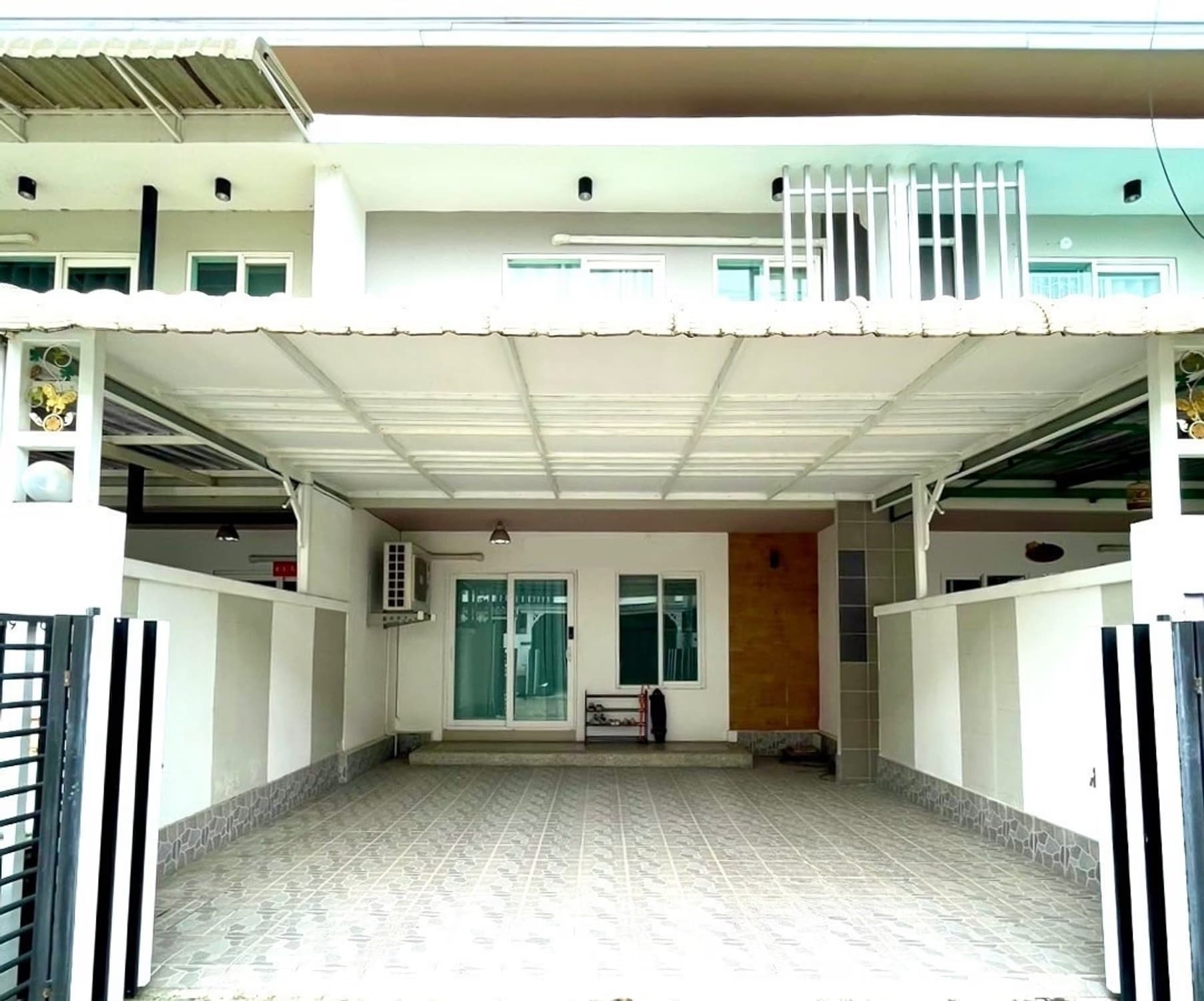 3 Bed House for Rent in Mueang Chiang Mai - Image 1