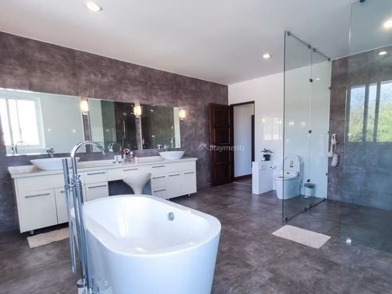 Outstanding Luxury Estate For Sale In Mae Rim