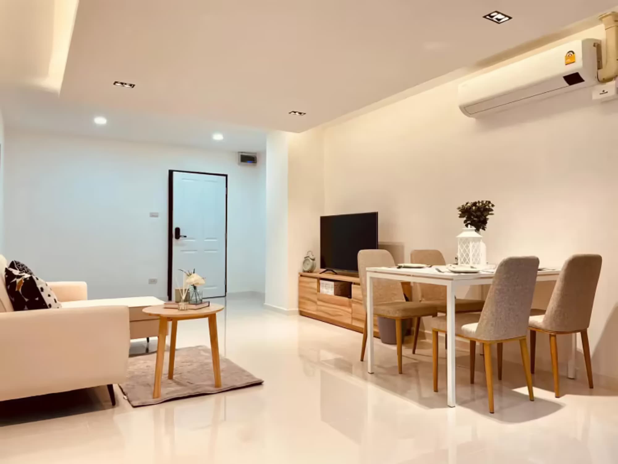 2 Bedroom Condo - Image 22