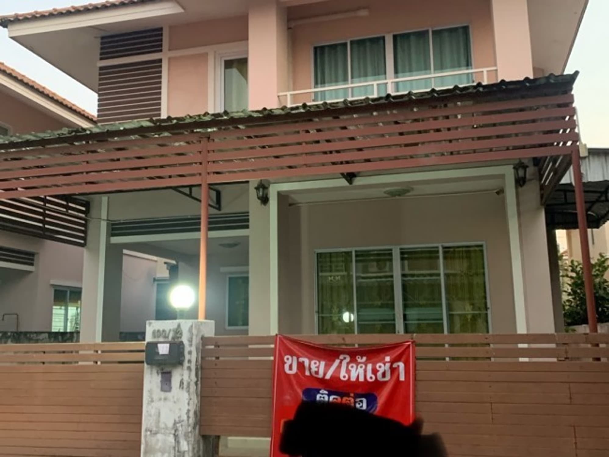 3 ห้องนอน บ้าน สำหรับ ขาย ใน Mueang Chiang Mai - Image 1