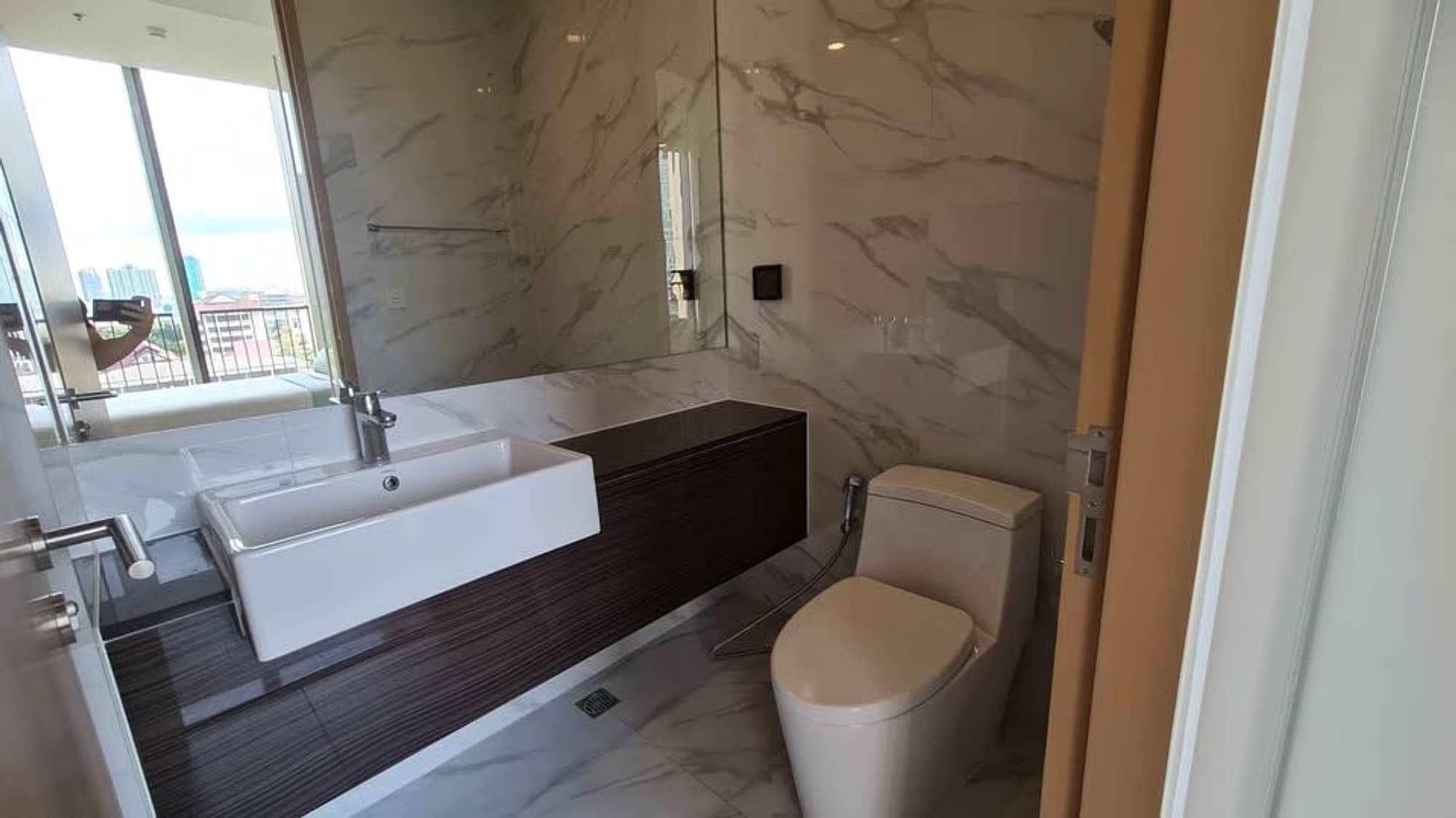 1 Bed Condo for Rent in Watthana - Image 11