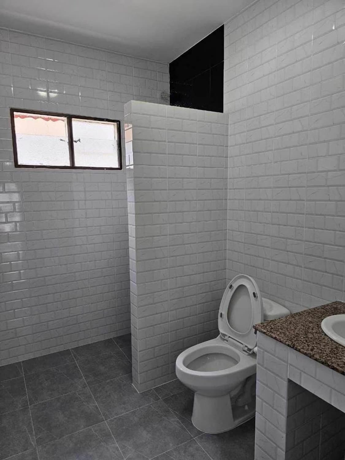 3 Bed House for Rent and Sale in San Sai - Image 6