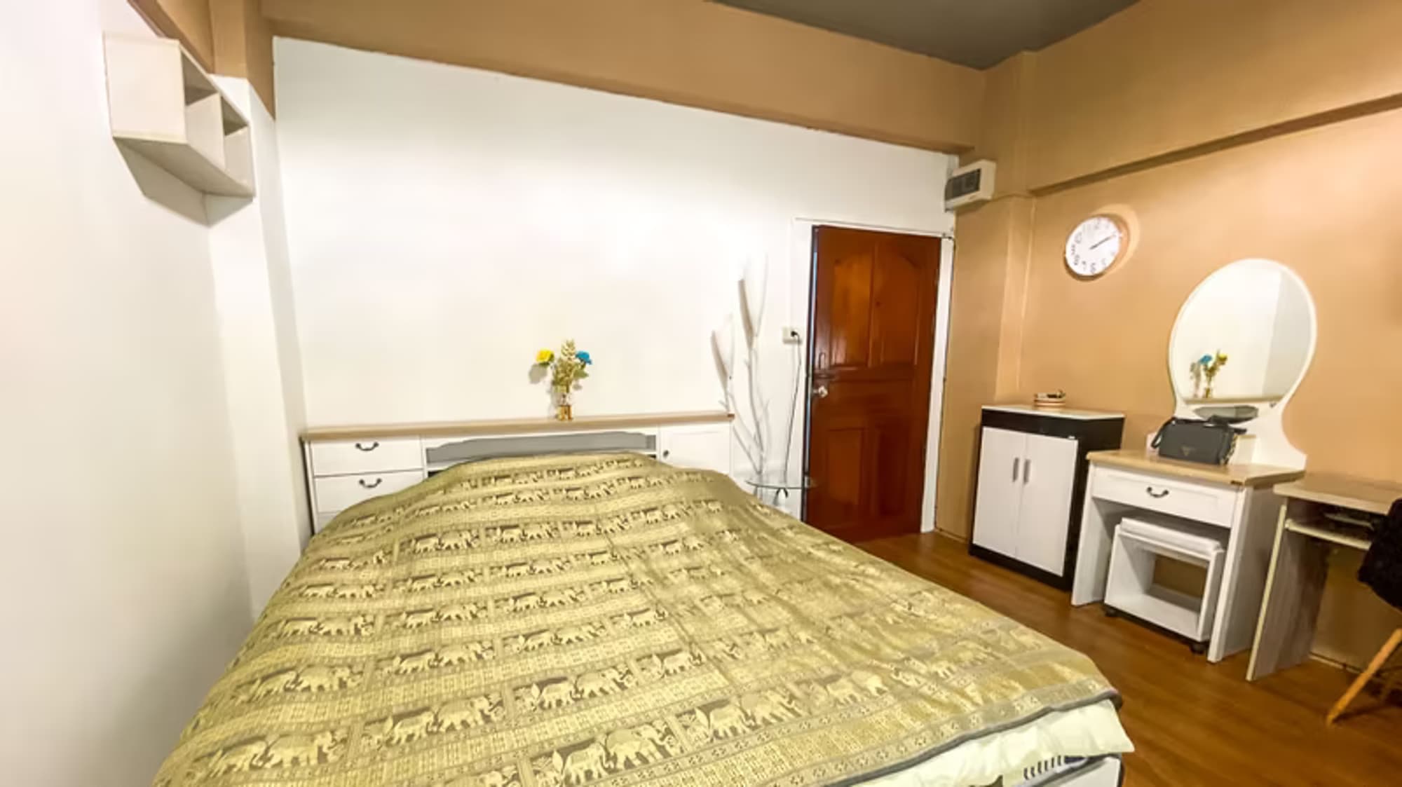 Studio for Rent in Suthep, Mueang Chiang Mai - Image 14