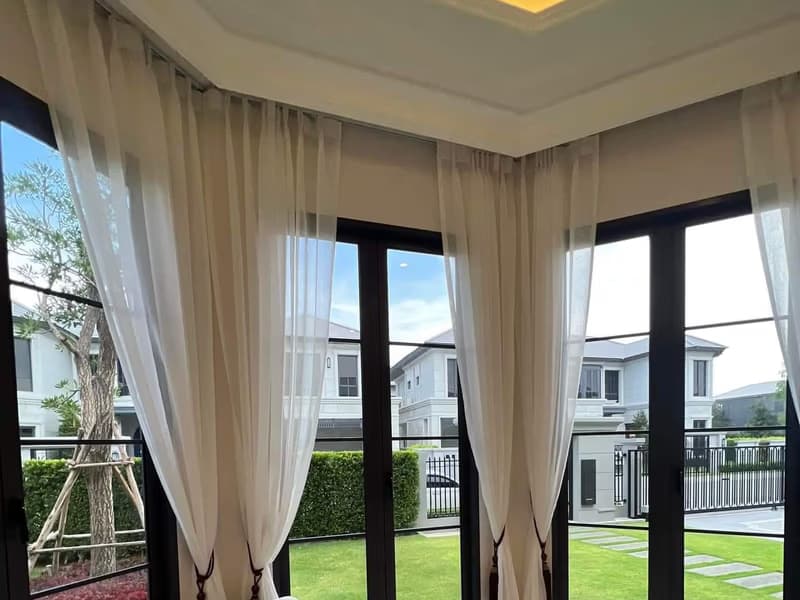 4 Bed House for Rent and Sale in Bang Kapi