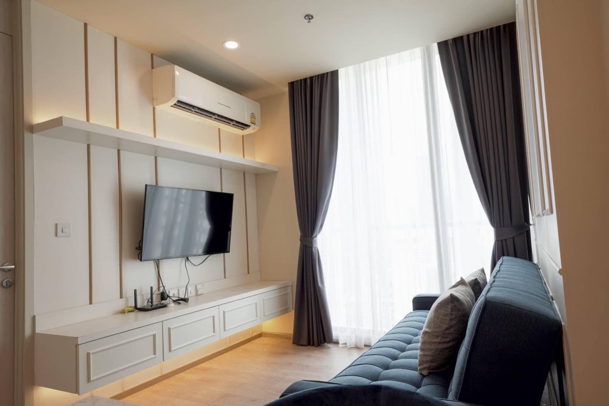 1 Bed Condo for Rent and Sale in Watthana - Image 1